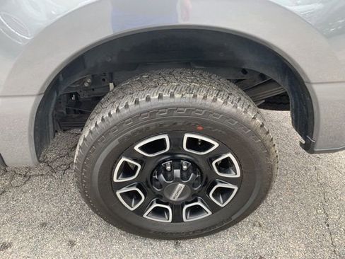 Certified 2024 Ford F250 Platinum image 40