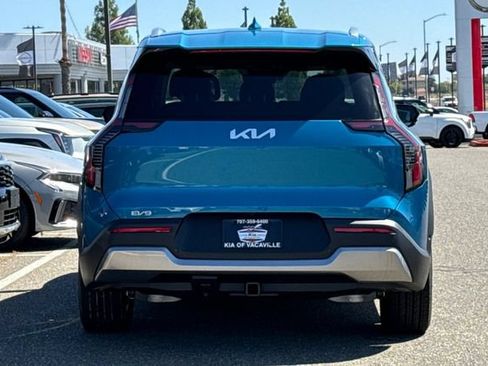 New 2026 Kia EV9 Wind AWD/4WD image 6