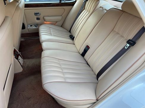 Used 1997 Rolls-Royce Silver Dawn image 16