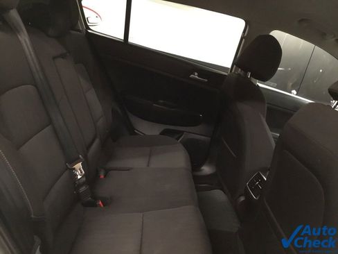 Used 2021 Kia Sportage LX image 31