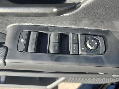 New 2026 Toyota Tacoma SR image 27