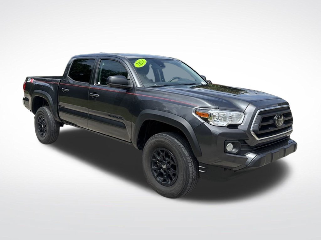Used 2023 Toyota Tacoma SR5 RWD image 4