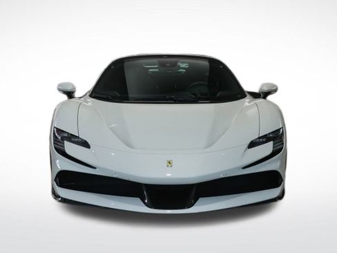 Used 2023 Ferrari SF90 Stradale image 8