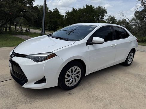 Used 2019 Toyota Corolla LE FWD image 5