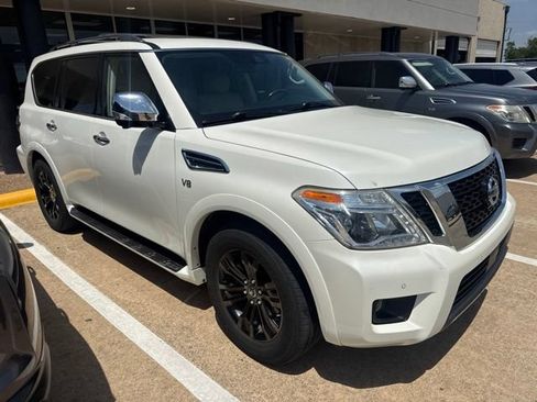 Used 2019 Nissan Armada Platinum w/ Captain's Chairs Package RWD image 11