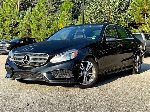 Used 2015 Mercedes-Benz E 350 Sedan image 2