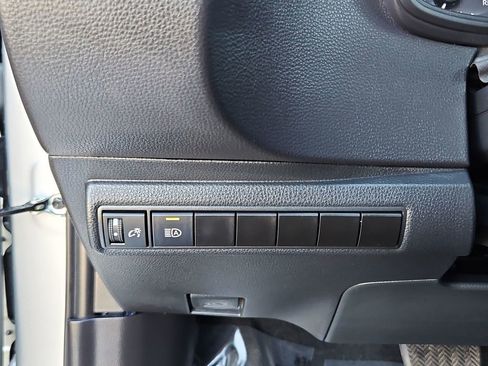Used 2024 Toyota Corolla LE image 15