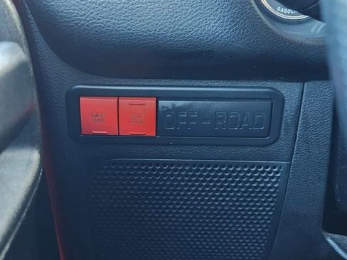 Used 2017 Jeep Wrangler Unlimited Rubicon image 23