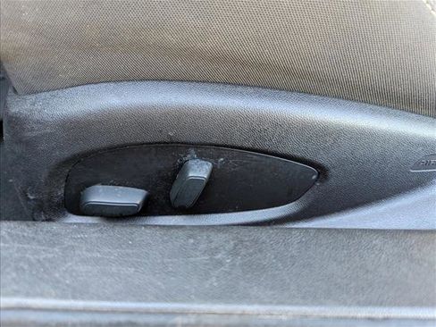 Used 2018 Chevrolet Camaro LT w/ Technology Package image 11