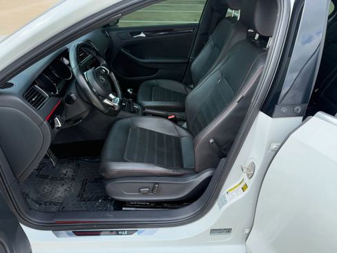 Used 2016 Volkswagen Jetta GLI SEL FWD image 12