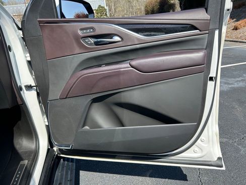 Used 2022 Cadillac Escalade ESV Sport Platinum RWD image 64