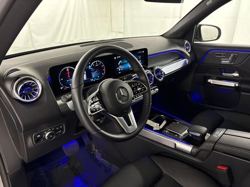 Certified 2023 Mercedes-Benz GLB 250 image 4