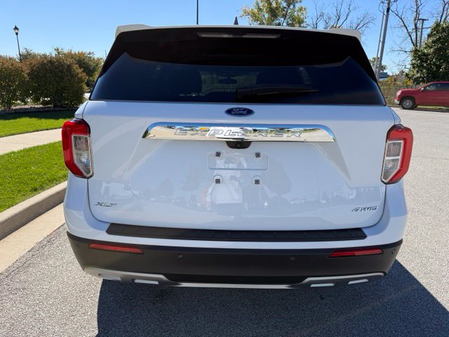 Used 2021 Ford Explorer XLT w/ Equipment Group 202A AWD/4WD image 15