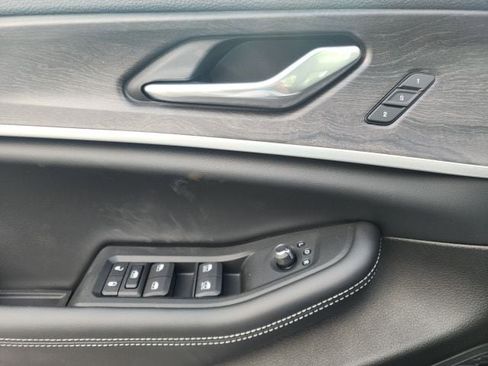 New 2025 Jeep Grand Cherokee Limited w/ Luxury Tech Group II image 20