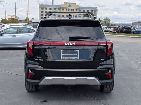 Used 2024 Kia Seltos EX AWD/4WD image 4