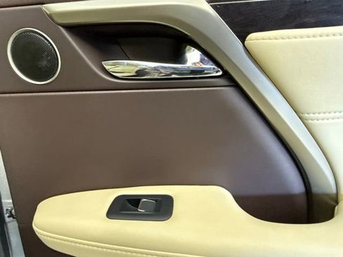 Used 2020 Lexus RX 450h AWD w/ Luxury Package image 31