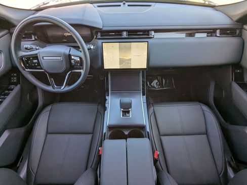 New 2026 Land Rover Range Rover Velar Dynamic SE image 15