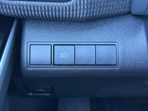 Used 2023 Toyota bZ4X XLE image 18