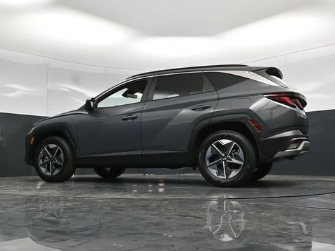 Used 2025 Hyundai Tucson SEL AWD/4WD image 56