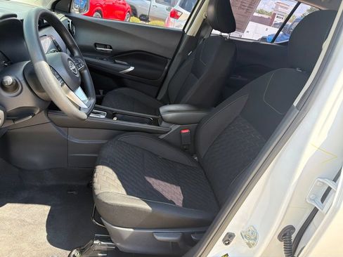 Used 2023 Nissan Kicks SV FWD image 24