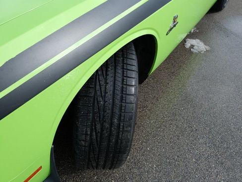 Used 2015 Dodge Challenger R/T Scat Pack w/ Leather Interior Group image 14