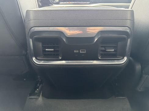 Used 2023 GMC Sierra 1500 Elevation w/ Preferred Package AWD/4WD image 62