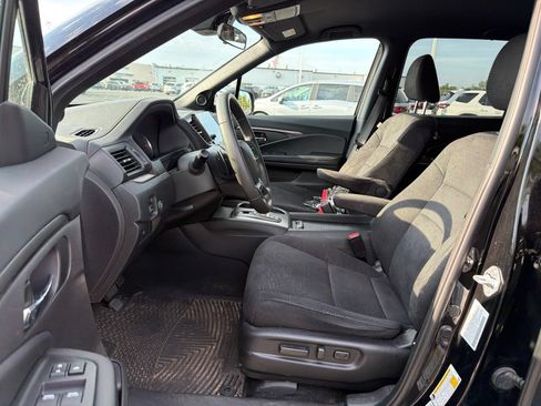 Used 2022 Honda Pilot Sport image 10