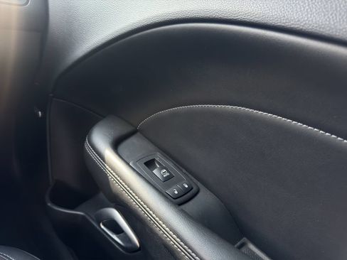Used 2017 Dodge Challenger R/T Scat Pack RWD image 17
