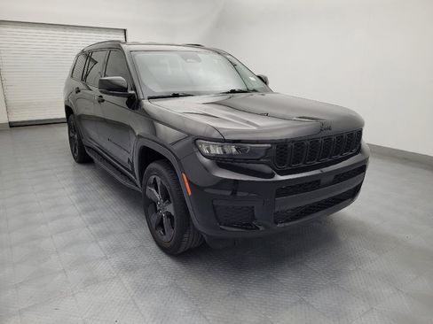 Used 2021 Jeep Grand Cherokee L Laredo image 13