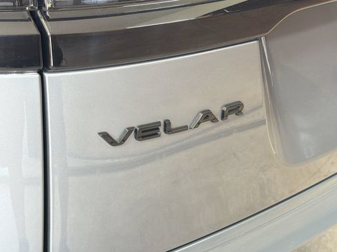 Certified 2025 Land Rover Range Rover Velar Dynamic SE AWD/4WD image 31