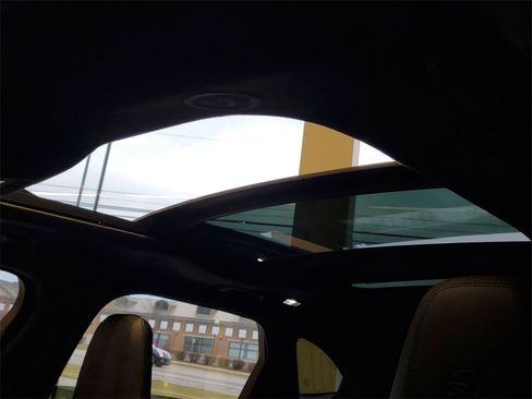 New 2026 Jaguar F-PACE SVR image 8