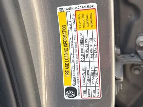 Used 2018 Chevrolet Suburban LT AWD/4WD image 9