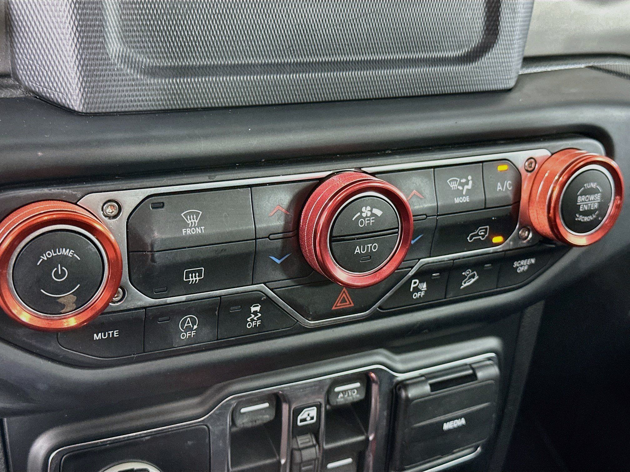 Used 2019 Jeep Wrangler Unlimited Sport S AWD/4WD image 23