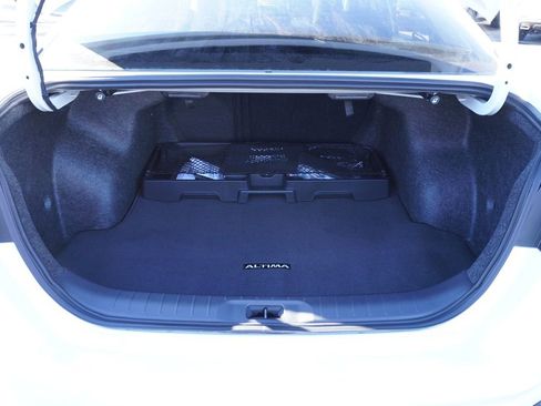 Certified 2025 Nissan Altima 2.5 SL image 8