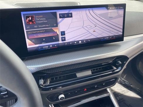 Used 2025 BMW i4 eDrive40 image 27