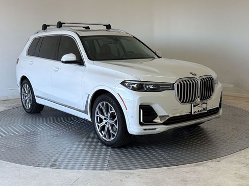 Used 2022 BMW X7 xDrive40i w/ Cold Weather Package AWD/4WD image 7