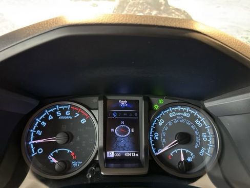 Used 2021 Toyota Tacoma TRD Pro image 97