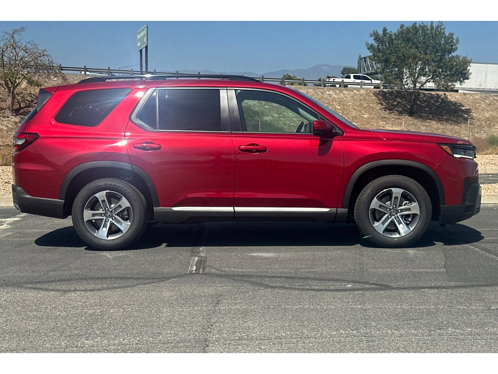 New 2026 Honda Pilot EX-L image 3