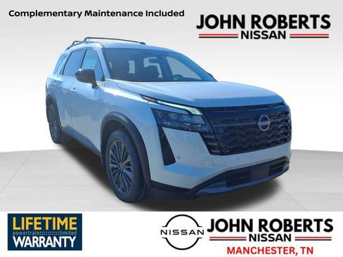 New 2026 Nissan Pathfinder SL w/ SL Premium Package AWD/4WD image 1