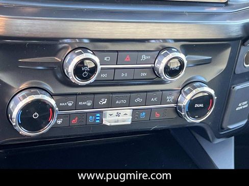 New 2026 Ford F250 Lariat w/ Chrome Package image 30