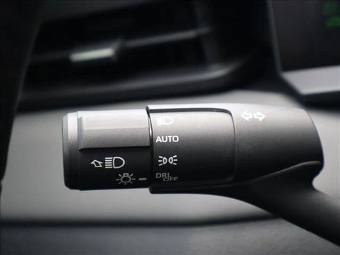New 2026 Toyota RAV4 XSE AWD/4WD image 16