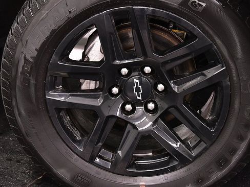 Used 2023 Chevrolet Silverado 1500 RST w/ Rally Edition image 9