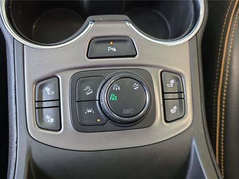 Used 2023 GMC Terrain AT4 w/ Infotainment Package II AWD/4WD image 24