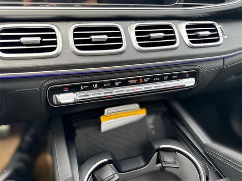 New 2025 Mercedes-Benz GLE 63 AMG S image 19