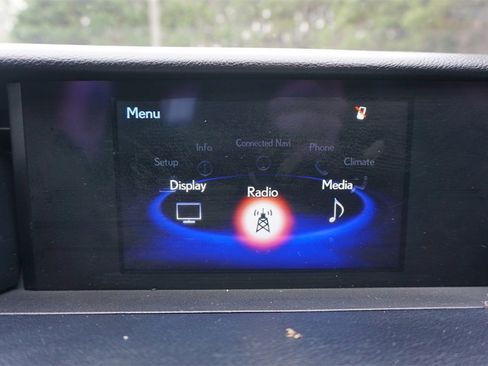 Used 2018 Lexus IS 300 image 10