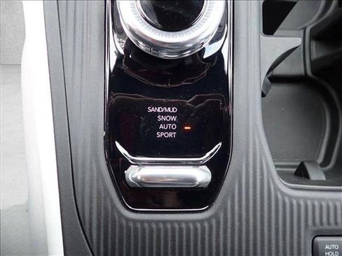 New 2026 Jeep Cherokee Laredo AWD/4WD image 23