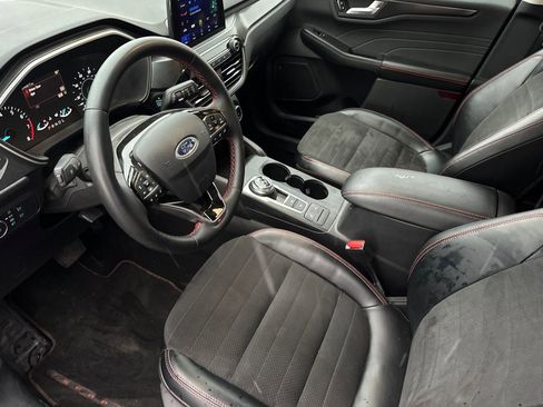 Used 2022 Ford Escape SEL w/ SEL Stealth AWD Package image 10