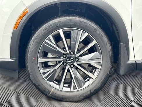 Used 2026 INFINITI QX60 Luxe w/ Cargo Package image 35