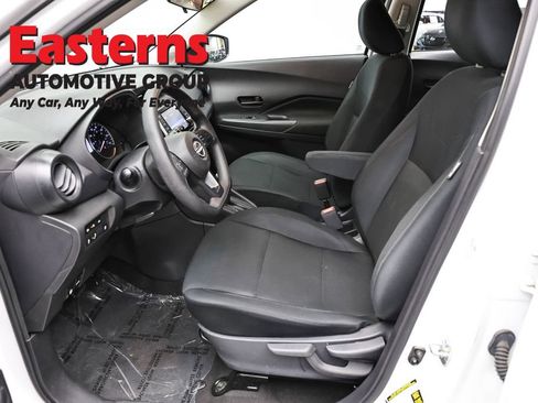Used 2024 Nissan Kicks S FWD image 13