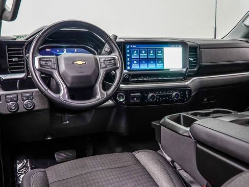 Used 2025 Chevrolet Silverado 2500 LT w/ Convenience Package AWD/4WD image 15
